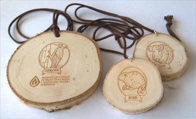 Medale z naturalnego drewna